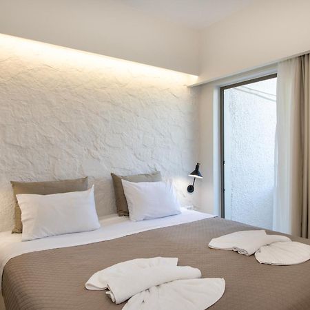 פלטניאס Varouxakis Hotel מראה חיצוני תמונה