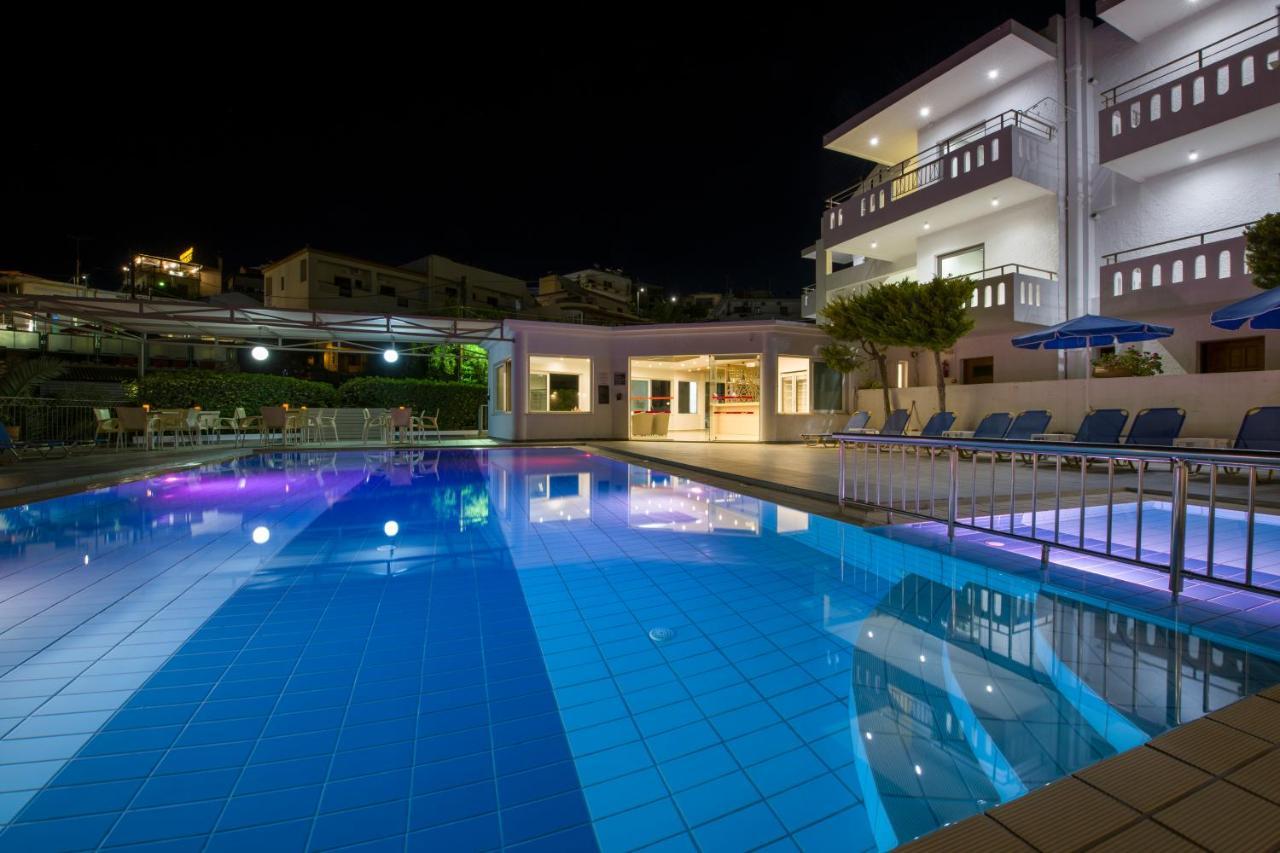 פלטניאס Varouxakis Hotel מראה חיצוני תמונה