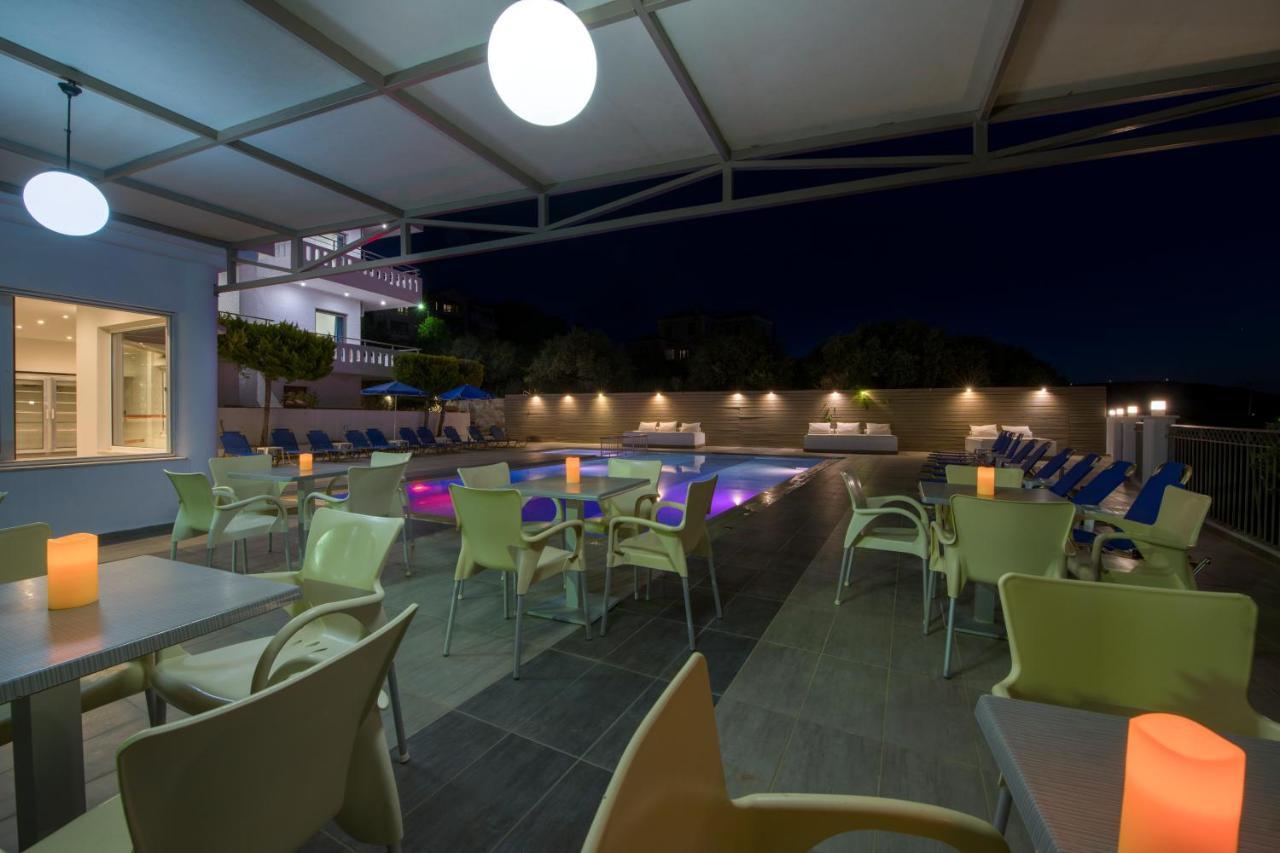 פלטניאס Varouxakis Hotel מראה חיצוני תמונה