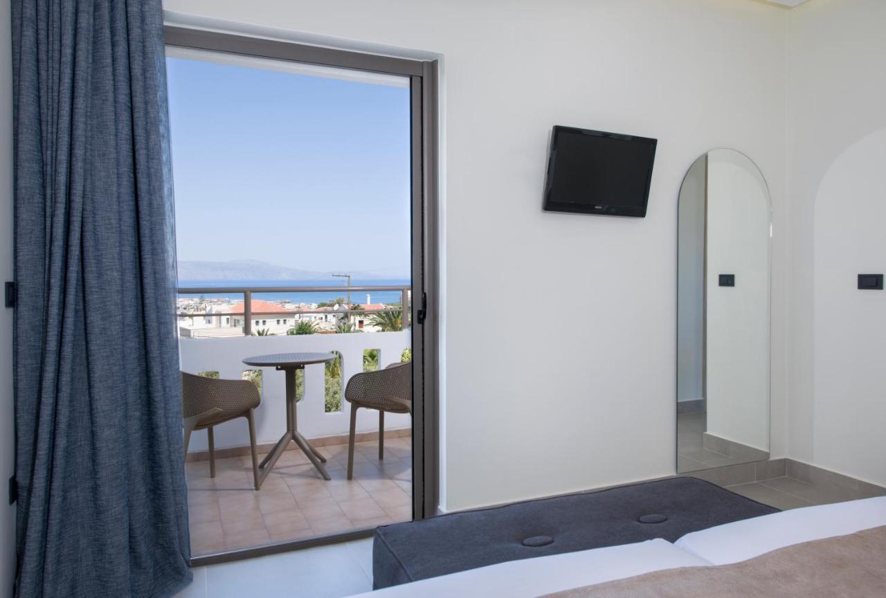 פלטניאס Varouxakis Hotel מראה חיצוני תמונה