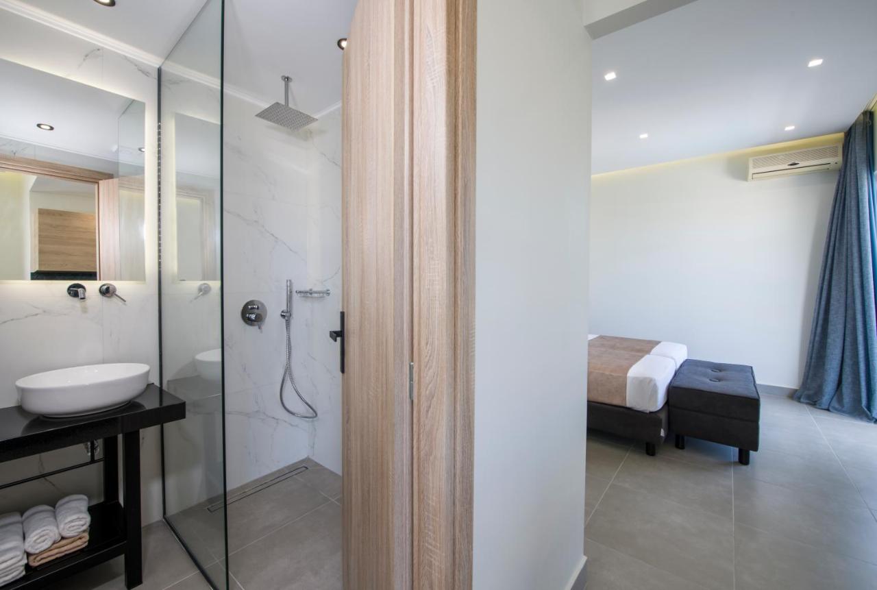 פלטניאס Varouxakis Hotel מראה חיצוני תמונה
