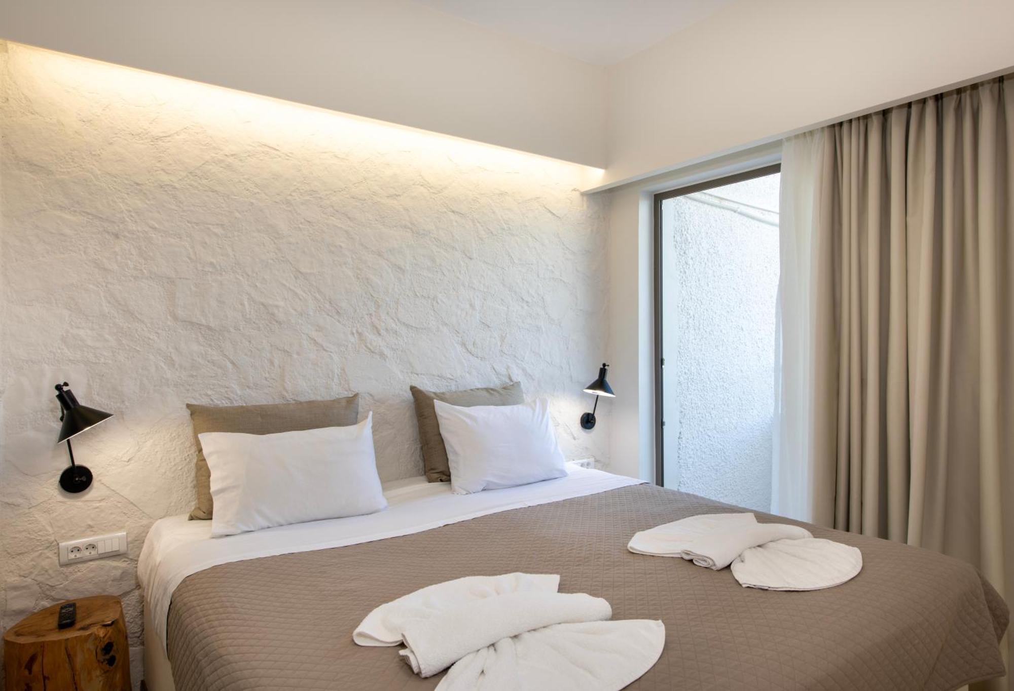פלטניאס Varouxakis Hotel מראה חיצוני תמונה